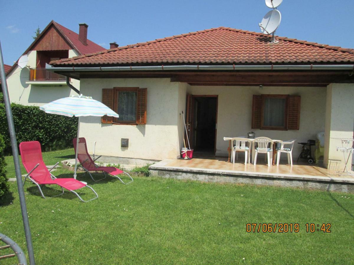 Fenyves Vendégház Balatonfenyves Exterior foto